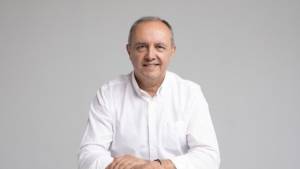 &Sigma;&tau;&eta;&nu; &kappa;&omicron;ύ&rho;&sigma;&alpha; &gamma;&iota;&alpha; &tau;&eta;&nu; &Pi;&epsilon;&rho;&iota;&phi;έ&rho;&epsilon;&iota;&alpha; &Kappa;&epsilon;&nu;&tau;&rho;&iota;&kappa;ή&sigmaf; &Mu;&alpha;&kappa;&epsilon;&delta;&omicron;&nu;ί&alpha;&sigmaf; &tau;&omicron; 2028 &omicron; &Theta;&epsilon;ό&delta;&omega;&rho;&omicron;&sigmaf; &Kappa;&alpha;&rho;ά&omicron;&gamma;&lambda;&omicron;&upsilon;