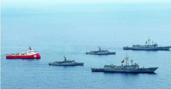 «Πόλεμος νεύρων» στο Αιγαίο - Το Oruc Reis έκανε στροφή και επιστρέφει στην ελληνική υφαλοκρηπίδα