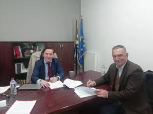 Υπεγράφη η σύμβαση του έργου ανάπλασης της πλατείας Κοπανού μεταξύ του Δήμου Νάουσας και της Αναπτυξιακής Ημαθίας