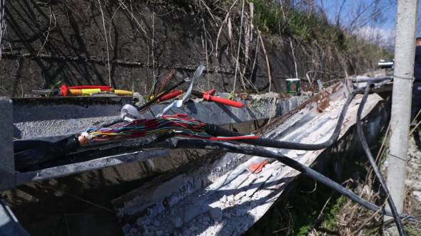 &Delta;&omicron;&lambda;&iota;&omicron;&phi;&theta;&omicron;&rho;ά &sigma;&tau;&alpha; &kappa;&alpha;&lambda;ώ&delta;&iota;&alpha; &tau;&eta;&lambda;&epsilon;&delta;&iota;&omicron;ί&kappa;&eta;&sigma;&eta;&sigmaf;: &Alpha;&pi;&omicron;&kappa;&alpha;&tau;&alpha;&sigma;&tau;ά&theta;&eta;&kappa;&epsilon; &eta; &beta;&lambda;ά&beta;&eta; &sigma;&tau;&omicron; &Pi;&lambda;&alpha;&tau;ύ &Eta;&mu;&alpha;&theta;ί&alpha;&sigmaf; - Έ&rho;&epsilon;&upsilon;&nu;&epsilon;&sigmaf; &gamma;&iota;&alpha; &tau;&omicron;&nu; &epsilon;&nu;&tau;&omicron;&pi;&iota;&sigma;&mu;ό &tau;&omega;&nu; &delta;&rho;&alpha;&sigma;&tau;ώ&nu;