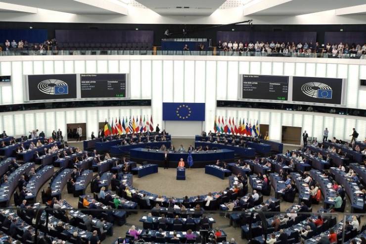 Ευρωκοινοβούλιο: Καταδίκη για το κράτος δικαίου και την ελευθερία του Τύπου στην Ελλάδα