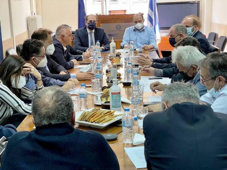 Απόστολος Βεσυρόπουλος: Συνάντηση με εκπροσώπους του επιχειρηματικού και του αγροτικού κόσμου της Ημαθίας και της Πέλλας