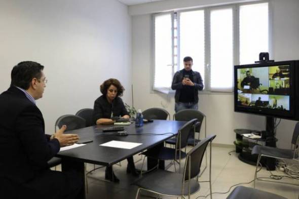 Τηλεδιάσκεψη του Περιφερειάρχη ΚΜ Απόστολου Τζιτζικώστα με τους Αντιπεριφερειάρχες και έλεγχος εφαρμογής των μέτρων για την πανδημία του κορονοϊού