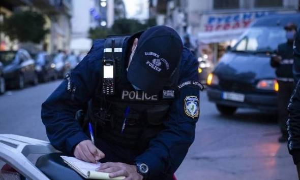 &Nu;έ&omicron;&sigmaf; &Kappa;&Omicron;&Kappa;: &Sigma;&tau;&omicron; &laquo;&sigma;&tau;ό&chi;&alpha;&sigma;&tau;&rho;&omicron;&raquo; &alpha;&lambda;&kappa;&omicron;ό&lambda;, &kappa;&rho;ά&nu;&omicron;&sigmaf;, &zeta;ώ&nu;&eta;, &kappa;ό&kappa;&kappa;&iota;&nu;&omicron; &kappa;&alpha;&iota; &kappa;&iota;&nu;&eta;&tau;ό