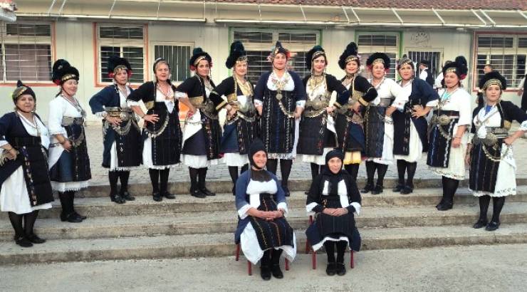 Ο Λαογραφικός Όμιλος Μελίκης και Περιχώρων στα «Πευκαδίτικα 2025»