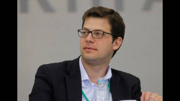 &Upsilon;&phi;&upsilon;&pi;&omicron;&upsilon;&rho;&gamma;ό&sigmaf; &Mu;&epsilon;&tau;&alpha;&nu;&alpha;&sigma;&tau;&epsilon;&upsilon;&tau;&iota;&kappa;ή&sigmaf; &Pi;&omicron;&lambda;&iota;&tau;&iota;&kappa;ή&sigmaf; &omicron; &Eta;&mu;&alpha;&theta;&iota;ώ&tau;&eta;&sigmaf; Ά&gamma;&gamma;&epsilon;&lambda;&omicron;&sigmaf; &Tau;ό&lambda;&kappa;&alpha;&sigmaf;