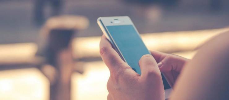 Νέα απάτη με e-mails που μοιράζουν δωρεάν κινητά τηλέφωνα - «Καμπανάκι» για τους καταναλωτές