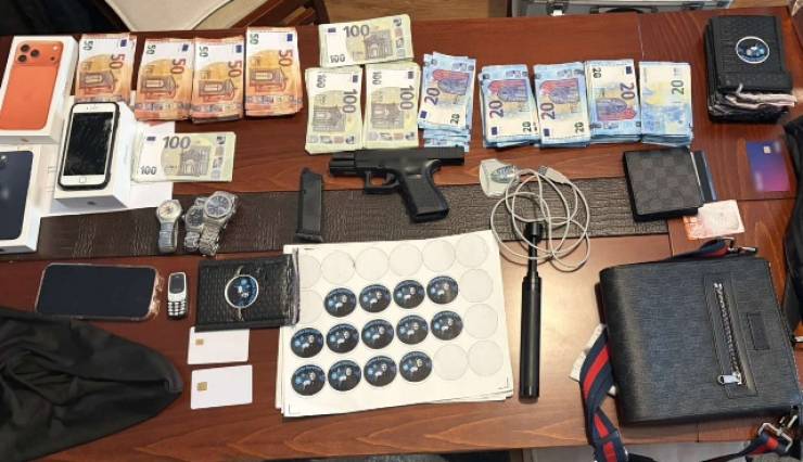 &Sigma;&upsilon;&nu;&epsilon;&lambda;ή&phi;&theta;&eta; &alpha;&nu;ή&lambda;&iota;&kappa;&omicron;&sigmaf; &gamma;&iota;&alpha; &pi;&alpha;&rho;&alpha;&chi;ά&rho;&alpha;&xi;&eta; &nu;&omicron;&mu;&iota;&sigma;&mu;ά&tau;&omega;&nu; &kappa;&alpha;&iota; &delta;&iota;&alpha;&kappa;ί&nu;&eta;&sigma;&eta; &kappa;&alpha;&rho;&tau;ώ&nu; &Alpha;&Tau;&Mu; &ndash; &kappa;&lambda;ώ&nu;&omega;&nu;, &kappa;&alpha;&theta;ώ&sigmaf; &kappa;&alpha;&iota; &pi;&alpha;&rho;ά&beta;&alpha;&sigma;&eta; &tau;&eta;&sigmaf; &nu;&omicron;&mu;&omicron;&theta;&epsilon;&sigma;ί&alpha;&sigmaf; &gamma;&iota;&alpha; &tau;&alpha; ό&pi;&lambda;&alpha; &sigma;&tau;&eta;&nu; &Kappa;&alpha;&tau;&epsilon;&rho;ί&nu;&eta;