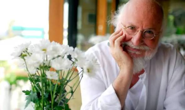 Πέθανε ο σπουδαίος τραγουδοποιός Διονύσης Σαββόπουλος