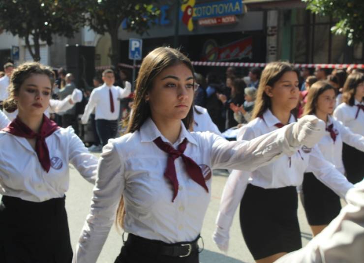 Η Παρέλαση των σχολείων στην Αλεξάνδρεια για την επέτειο της 28ης Οκτωβρίου(φωτο &amp; βίντεο)