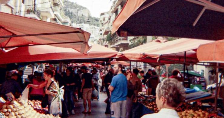 &Lambda;&alpha;ϊ&kappa;έ&sigmaf; &alpha;&gamma;&omicron;&rho;έ&sigmaf;: &Pi;&alpha;&nu;&epsilon;&lambda;&lambda;&alpha;&delta;&iota;&kappa;ή &alpha;&pi;&epsilon;&rho;&gamma;ί&alpha; &epsilon;&pi;&rsquo; &alpha;ό&rho;&iota;&sigma;&tau;&omicron;&nu; &alpha;&pi;ό &tau;&iota;&sigmaf; 7 &Iota;&alpha;&nu;&omicron;&upsilon;&alpha;&rho;ί&omicron;&upsilon; &ndash; &Tau;&alpha; &alpha;&iota;&tau;ή&mu;&alpha;&tau;&alpha;