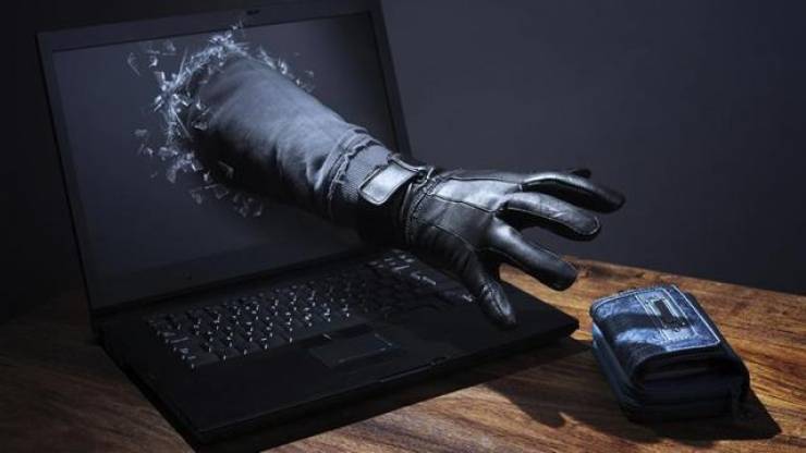 Έπεσε θύμα διαδικτυακής απάτης στην Αλεξάνδρεια - Αλλοδαπός του ¨έφαγε¨ 1.240 ευρώ