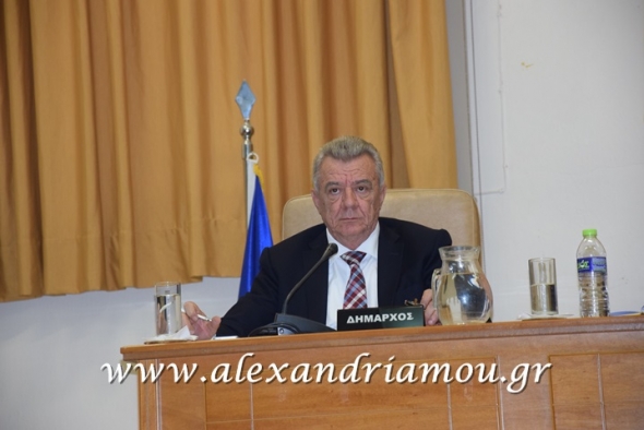 Τι δήλωσε ο Δήμαρχος Αλεξάνδρειας για τον ακριβή αριθμό των Προσφύγων στο 722 ( Βίντεο )