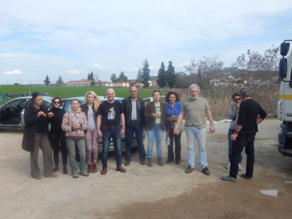 Μέλη της ΟΜΑΔΑΣ ΔΡΑΣΗΣ ΚΑΙ ΑΛΛΗΛΕΓΓΥΗΣ ΑΛΕΞΑΝΔΡΕΙΑΣ κοντά στους πρόσφυγες