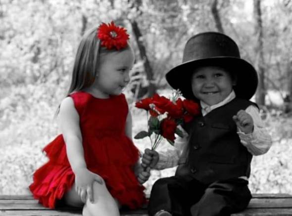 &Alpha;&gamma;ί&omicron;&upsilon; &Beta;&alpha;&lambda;&epsilon;&nu;&tau;ί&nu;&omicron;&upsilon;: &Eta; &iota;&sigma;&tau;&omicron;&rho;ί&alpha; &pi;ί&sigma;&omega; &alpha;&pi;ό &tau;&eta; &gamma;&iota;&omicron;&rho;&tau;ή &tau;&omega;&nu; &epsilon;&rho;&omega;&tau;&epsilon;&upsilon;&mu;έ&nu;&omega;&nu;