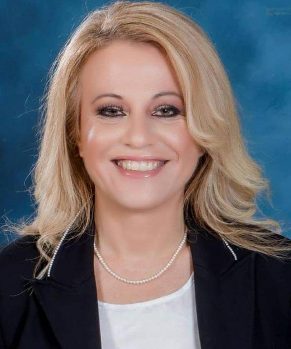 &Nu;ί&kappa;&eta; &Kappa;&alpha;&rho;&alpha;&tau;&zeta;&iota;&omicron;ύ&lambda;&alpha;: T&sigma;ί&pi;&rho;&alpha;&sigmaf; &kappa;&alpha;&iota; &pi;&omicron;&lambda;&iota;&tau;&iota;&kappa;ή &eta;&theta;&iota;&kappa;ή, έ&nu;&nu;&omicron;&iota;&epsilon;&sigmaf; &alpha;&sigma;ύ&mu;&beta;&alpha;&tau;&epsilon;&sigmaf;