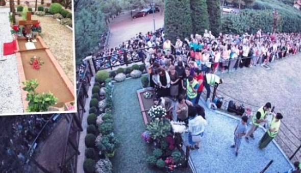 Πάνω από 30.000 πιστοί προσκύνησαν τον τάφο του Αγίου Παϊσίου στη Σουρωτή ανήμερα της εορτής του