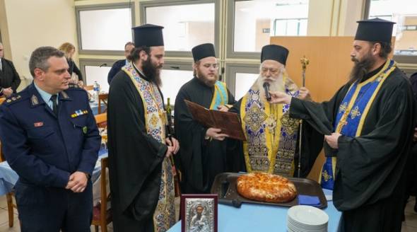 &Beta;&alpha;&sigma;&iota;&lambda;ό&pi;&iota;&tau;&alpha; &sigma;&tau;&eta; &Sigma;&chi;&omicron;&lambda;ή &Alpha;&sigma;&tau;&upsilon;&nu;&omicron;&mu;ί&alpha;&sigmaf; &sigma;&tau;&eta; &Nu;ά&omicron;&upsilon;&sigma;&alpha;