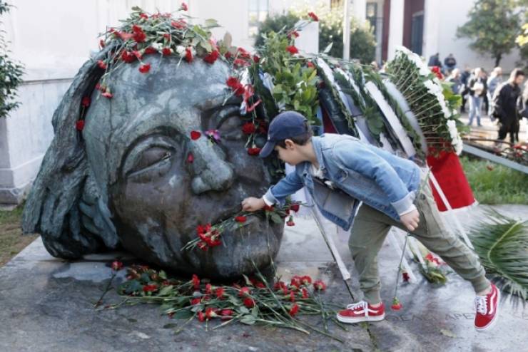 Το Χρονικό της Εξέγερσης του Πολυτεχνείου, 17 Νοέμβρη 1973