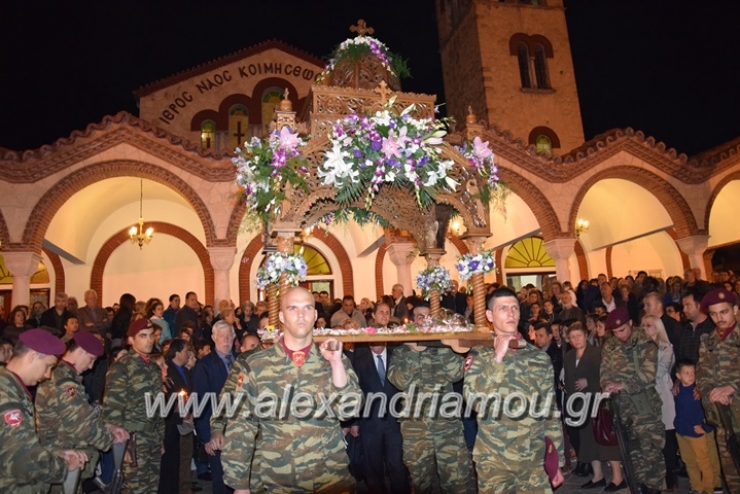 Ο Επιτάφιος στην Παναγία  Αλεξάνδρειας-«Ω γλυκύ μου έαρ» (Φώτο - βίντεο)