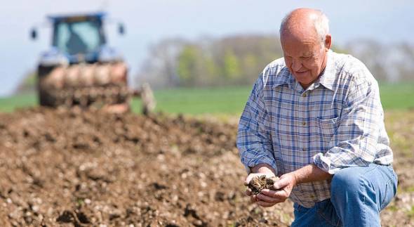 Σύνταξη με ένσημα από τον ΟΓΑ έως και 9 χρόνια νωρίτερα – Ποιους αφορά