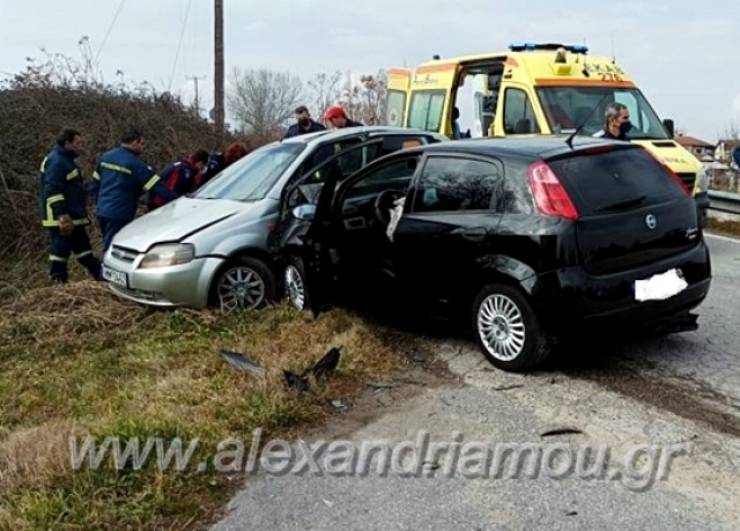 Τροχαίο ατύχημα με τραυματία στο ύψος της διασταύρωσης του Κεφαλοχωρίου, στον παράδρομο της Εγνατίας οδού