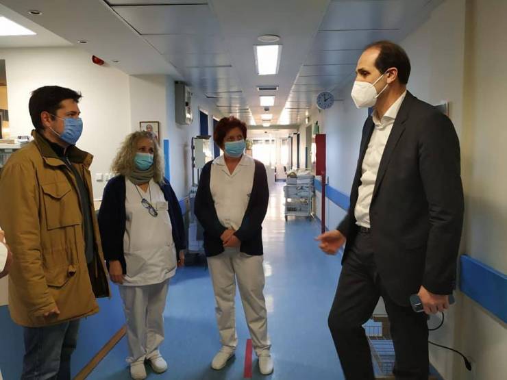 Επίσκεψη του Υφυπουργού Απόστολου Βεσυρόπουλου στο Νοσοκομείο Νάουσας
