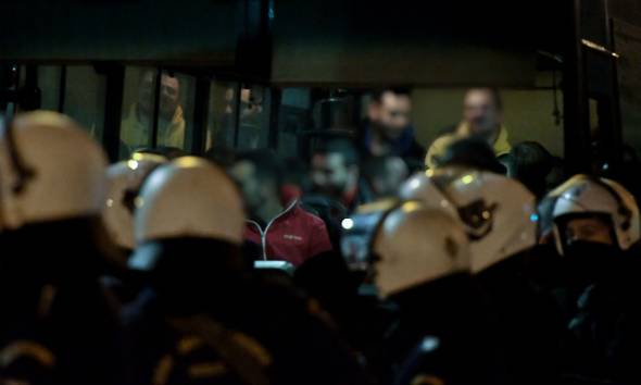Με καταγωγή από τη Θεσσαλονίκη ο αστυνομικός που τραυματίστηκε σοβαρά στου Ρέντη και χαροπαλεύει στο νοσοκομείο