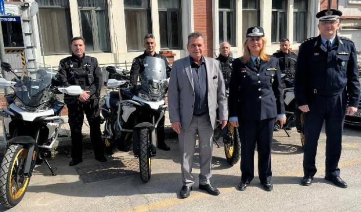 &Eta; &Pi;&epsilon;&rho;&iota;&phi;&epsilon;&rho;&epsilon;&iota;&alpha;&kappa;ή &Epsilon;&nu;ό&tau;&eta;&tau;&alpha; &Eta;&mu;&alpha;&theta;ί&alpha;&sigmaf; &pi;&alpha;&rho;έ&delta;&omega;&sigma;&epsilon; &tau;έ&sigma;&sigma;&epsilon;&rho;&iota;&sigmaf; &nu;έ&epsilon;&sigmaf; &upsilon;&pi;&eta;&rho;&epsilon;&sigma;&iota;&alpha;&kappa;έ&sigmaf; &mu;&eta;&chi;&alpha;&nu;έ&sigmaf; &sigma;&tau;&eta;&nu; &Alpha;&sigma;&tau;&upsilon;&nu;&omicron;&mu;&iota;&kappa;ή &Delta;&iota;&epsilon;ύ&theta;&upsilon;&nu;&sigma;&eta; &Eta;&mu;&alpha;&theta;ί&alpha;&sigmaf;