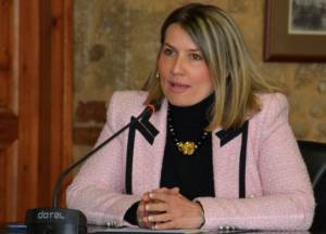 &Sigma;&upsilon;&rho;&mu;&omicron;ύ&lambda;&alpha; &Tau;&zeta;ή&mu;&alpha;-&Tau;ό&pi;&eta;: &Alpha;&pi;&omicron;&lambda;ύ&tau;&omega;&sigmaf; &alpha;&nu;&alpha;&gamma;&kappa;&alpha;ί&omicron; έ&nu;&alpha; έ&xi;&tau;&rho;&alpha; &kappa;&omicron;&nu;&delta;ύ&lambda;&iota;&omicron; &sigma;&tau;&omicron;&upsilon;&sigmaf; &Delta;ή&mu;&omicron;&upsilon;&sigmaf;, &gamma;&iota;&alpha; &alpha;&pi;&omicron;&kappa;&alpha;&tau;ά&sigma;&tau;&alpha;&sigma;&eta; &tau;&omega;&nu; &kappa;&alpha;&tau;&epsilon;&sigma;&tau;&rho;&alpha;&mu;&mu;έ&nu;&omega;&nu; &delta;&rho;ό&mu;&omega;&nu;