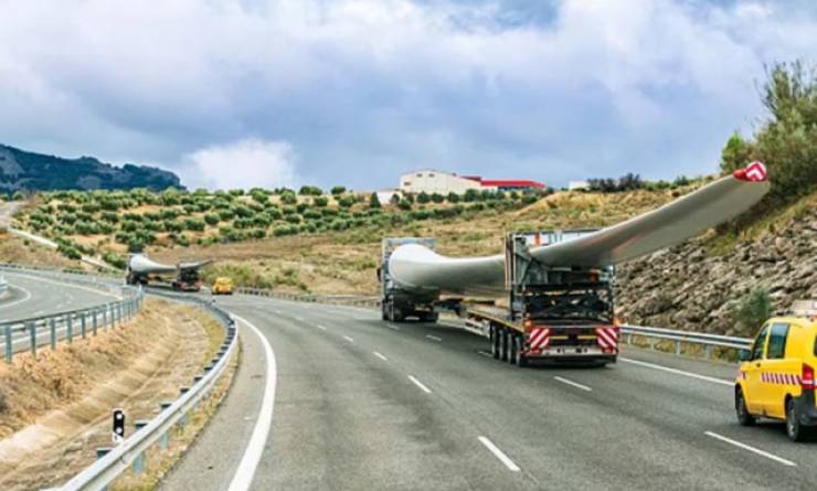 Προσωρινές κυκλοφοριακές ρυθμίσεις στην Εγνατία Οδό στην Ημαθία λόγω μεταφοράς ανεμογεννήτριας