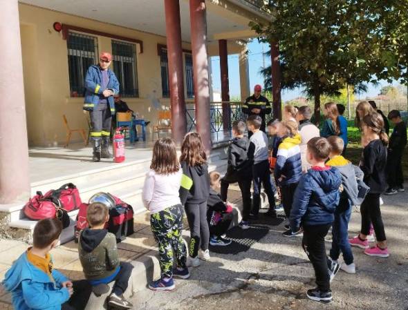 &Epsilon;&upsilon;&chi;&alpha;&rho;&iota;&sigma;&tau;ή&rho;&iota;&alpha; &epsilon;&pi;&iota;&sigma;&tau;&omicron;&lambda;ή &alpha;&pi;&omicron; &tau;&omicron; &Delta;&eta;&mu;&omicron;&tau;&iota;&kappa;ό &Sigma;&chi;&omicron;&lambda;&epsilon;ί&omicron; &Kappa;&alpha;&mu;&pi;&omicron;&chi;&omega;&rho;ί&omicron;&upsilon; - &Beta;&rho;&upsilon;&sigma;&alpha;&kappa;ί&omicron;&upsilon; &sigma;&tau;&eta;&nu; &Pi;&upsilon;&rho;&omicron;&sigma;&beta;&epsilon;&sigma;&tau;&iota;&kappa;ή &Upsilon;&pi;&eta;&rho;&epsilon;&sigma;ί&alpha; &Alpha;&lambda;&epsilon;&xi;ά&nu;&delta;&rho;&epsilon;&iota;&alpha;&sigmaf;