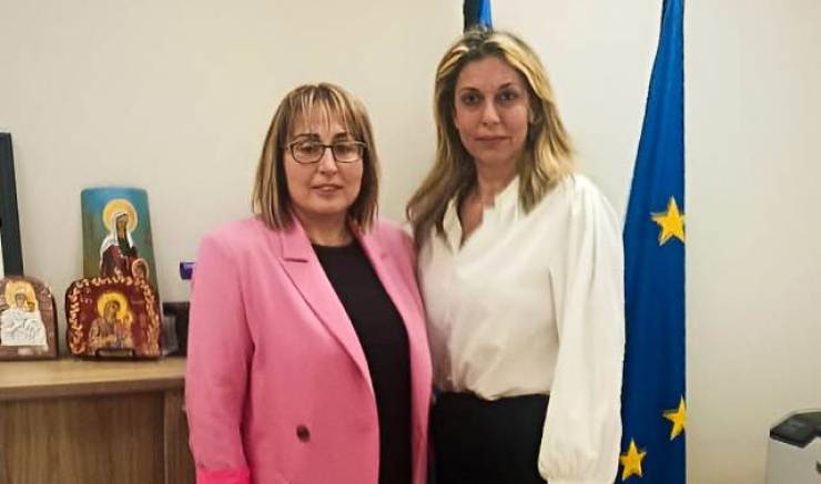 &Sigma;&upsilon;&nu;ά&nu;&tau;&eta;&sigma;&eta; &Epsilon;&rho;&gamma;&alpha;&sigma;ί&alpha;&sigmaf; &tau;&eta;&sigmaf; &Sigma;&tau;έ&lambda;&lambda;&alpha;&sigmaf; &Alpha;&rho;&alpha;&mu;&pi;&alpha;&tau;&zeta;ή &mu;&epsilon; &tau;&eta;&nu; &Upsilon;&phi;&upsilon;&pi;&omicron;&upsilon;&rho;&gamma;ό &Tau;&omicron;&upsilon;&rho;&iota;&sigma;&mu;&omicron;ύ Ά&nu;&nu;&alpha; &Kappa;&alpha;&rho;&alpha;&mu;&alpha;&nu;&lambda;ή &gamma;&iota;&alpha; &theta;έ&mu;&alpha;&tau;&alpha; &tau;&eta;&sigmaf; &Eta;&mu;&alpha;&theta;ί&alpha;&sigmaf;