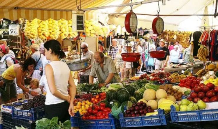 &Alpha;&lambda;&lambda;&alpha;&gamma;ή &tau;&eta;&sigmaf; &eta;&mu;έ&rho;&alpha;&sigmaf; &lambda;&epsilon;&iota;&tau;&omicron;&upsilon;&rho;&gamma;ί&alpha;&sigmaf; &tau;&eta;&sigmaf; &Lambda;&alpha;ϊ&kappa;ή&sigmaf; &Alpha;&gamma;&omicron;&rho;ά&sigmaf; &sigma;&tau;&eta; &Mu;&epsilon;&lambda;ί&kappa;&eta; &lambda;ό&gamma;&omega; &tau;&eta;&sigmaf; &epsilon;&pi;ί&sigma;&eta;&mu;&eta;&sigmaf; &alpha;&rho;&gamma;ί&alpha;&sigmaf; &Chi;&rho;&iota;&sigma;&tau;&omicron;&upsilon;&gamma;έ&nu;&nu;&omega;&nu; &kappa;&alpha;&iota; &Pi;&rho;&omega;&tau;&omicron;&chi;&rho;&omicron;&nu;&iota;ά&sigmaf;
