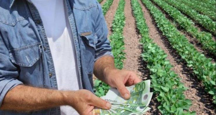 ΕΦΚΑ αγροτών: Από 114,67 ευρώ το μήνα πάει στα 220 η κατώτατη εισφορά