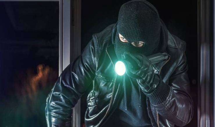 Συνελήφθη 34χρονος για διάρρηξη σε τουριστικό κατάλυμα στην Κατερίνη - Λεία πάνω από 7.500 ευρώ