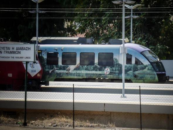 Σε 3 ώρες και 40 λεπτά Αθήνα-Θεσσαλονίκη- Παραδόθηκε η νέα σιδηροδρομική γραμμή