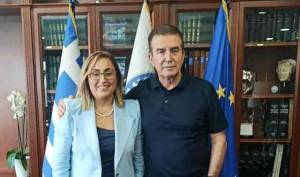 Συνάντηση Στέλλας Αραμπατζή με τον Μιχάλη Χρυσοχοΐδη – Δεσμεύσεις για την προώθηση λύσεων στα ζητήματα της τοπικής ασφάλειας