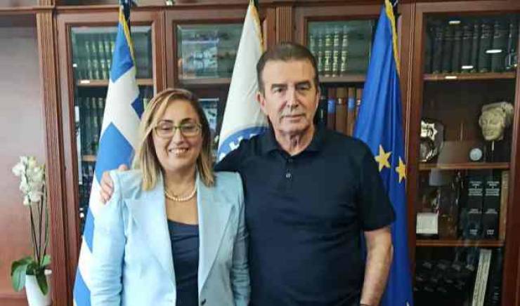 Συνάντηση Στέλλας Αραμπατζή με τον Μιχάλη Χρυσοχοΐδη – Δεσμεύσεις για την προώθηση λύσεων στα ζητήματα της τοπικής ασφάλειας