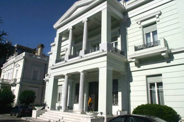 &Rho;&alpha;&gamma;&delta;&alpha;ί&epsilon;&sigmaf; &epsilon;&xi;&epsilon;&lambda;ί&xi;&epsilon;&iota;&sigmaf;: &Sigma;&tau;&eta;&nu; &Alpha;&lambda;&beta;&alpha;&nu;ί&alpha; &omicron; &gamma;&epsilon;&nu;&iota;&kappa;ό&sigmaf; &gamma;&rho;&alpha;&mu;&mu;&alpha;&tau;έ&alpha;&sigmaf; &tau;&omicron;&upsilon; &Upsilon;&Pi;&Epsilon;&Xi;, &theta;&alpha; &sigma;&upsilon;&nu;&alpha;&nu;&tau;&eta;&theta;&epsilon;ί &mu;&epsilon; &Mu;&pi;&epsilon;&lambda;έ&rho;&eta; &kappa;&alpha;&iota; &Kappa;&omicron;&kappa;&alpha;&beta;έ&sigma;&eta;