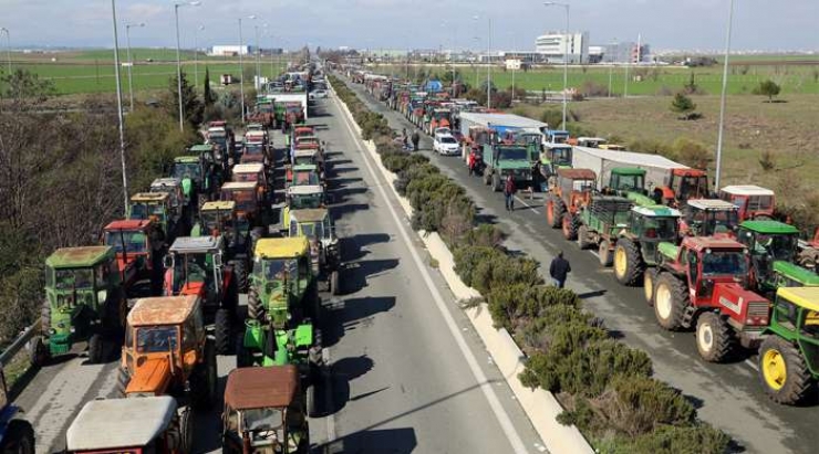 Παναγροτικός ξεσηκωμός - Μπλόκα διαρκείας στους δρόμους-΄΄Κλείδωσε΄΄η ημερομηνία