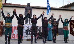 Με Σέρα, λόγια μνήμης και λουλούδια τίμησε η Ένωση Ποντίων Αλεξάνδρειας τα θύματα της Γενοκτονίας(φωτο-βίντεο)
