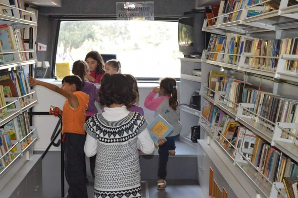 &Delta;&rho;ά&sigma;&epsilon;&iota;&sigmaf; &Delta;&Delta;&Epsilon; &Eta;&mu;&alpha;&theta;ί&alpha;&sigmaf; &gamma;&iota;&alpha; &tau;&alpha; &pi;&rho;&omicron;&sigma;&phi;&upsilon;&gamma;ό&pi;&omicron;&upsilon;&lambda;&alpha;