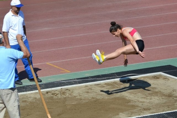 &Nu;&Alpha;&Omicron;&Upsilon;&Sigma;&Alpha;:&Delta;&iota;&epsilon;&xi;ή&chi;&theta;&eta;&sigma;&alpha;&nu; &omicron;&iota; &sigma;&chi;&omicron;&lambda;&iota;&kappa;&omicron;ί &alpha;&gamma;ώ&nu;&epsilon;&sigmaf;  &Sigma;&tau;ί&beta;&omicron;&upsilon; &Lambda;&upsilon;&kappa;&epsilon;ί&omega;&nu; &Alpha;&rsquo; &Phi;ά&sigma;&eta;&sigmaf; &Eta;&mu;&alpha;&theta;ί&alpha;&sigmaf;  &sigma;&chi;.έ&tau;&omicron;&upsilon;&sigmaf; 2016-17
