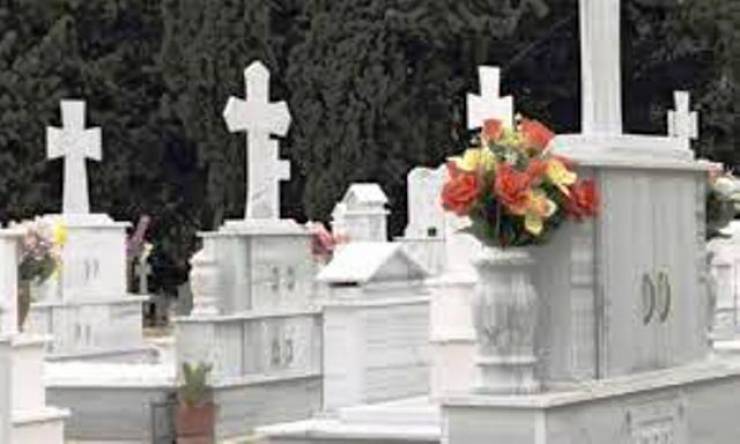 Κορονοϊός: Κλειστά τα Kοιμητήρια τη Μεγάλη Παρασκευή