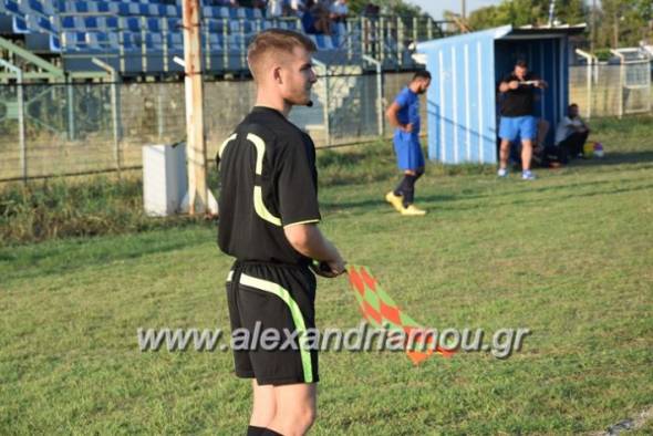 &Omicron;&iota; &delta;&iota;&alpha;&iota;&tau;&eta;&tau;έ&sigmaf; &kappa;&alpha;&iota; &beta;&omicron;&eta;&theta;&omicron;ί &tau;&eta;&sigmaf; &pi;&rho;&epsilon;&mu;&iota;έ&rho;&alpha;&sigmaf; &sigma;&tau;&eta;&nu; &Alpha;1 &Epsilon;&rho;&alpha;&sigma;&iota;&tau;&epsilon;&chi;&nu;&iota;&kappa;ή