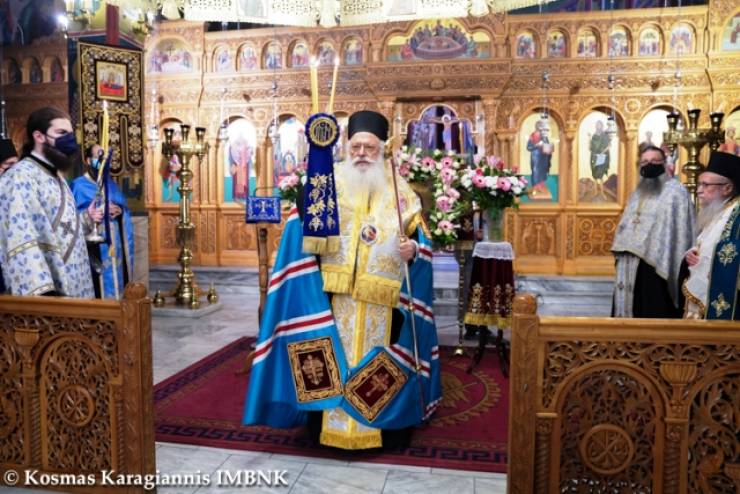 Με λαμπρότητα η Ακολουθία του Ακαθίστου Ύμνου στον Μητροπολιτικό Ναό της Αλεξάνδρειας