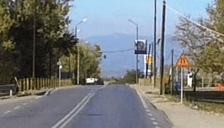 &Delta;&iota;&alpha;&kappa;&omicron;&pi;ή &kappa;&upsilon;&kappa;&lambda;&omicron;&phi;&omicron;&rho;ί&alpha;&sigmaf; ό&lambda;&omega;&nu; &tau;&omega;&nu; &omicron;&chi;&eta;&mu;ά&tau;&omega;&nu; ά&nu;&omega; &tau;&omega;&nu; 3,5 &tau;ό&nu;&omega;&nu; &sigma;&tau;&eta;&nu; &gamma;έ&phi;&upsilon;&rho;&alpha; &tau;&omicron;&upsilon; &pi;&omicron;&tau;&alpha;&mu;&omicron;ύ &Lambda;&omicron;&upsilon;&delta;ί&alpha; &pi;&omicron;&upsilon; &beta;&rho;ί&sigma;&kappa;&epsilon;&tau;&alpha;&iota; &sigma;&tau;&eta;&nu; &Chi;/&Theta; 6,5 &tau;&eta;&sigmaf; &Epsilon;&pi;&alpha;&rho;&chi;&iota;&alpha;&kappa;ή&sigmaf; &omicron;&delta;&omicron;ύ &Gamma;&iota;&alpha;&nu;&nu;&iota;&tau;&sigma;ώ&nu; &Pi;έ&lambda;&lambda;&alpha;&sigmaf; &ndash; &Sigma;&tau;&alpha;&upsilon;&rho;&omicron;ύ &Eta;&mu;&alpha;&theta;ί&alpha;&sigmaf;