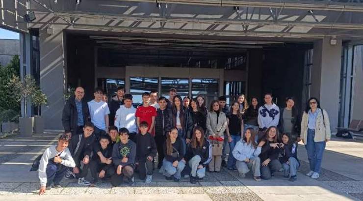 &Tau;&omicron; 1&omicron; &Gamma;&upsilon;&mu;&nu;ά&sigma;&iota;&omicron; &Alpha;&lambda;&epsilon;&xi;ά&nu;&delta;&rho;&epsilon;&iota;&alpha;&sigmaf; &sigma;&tau;&omicron; 18&omicron; &Mu;&alpha;&theta;&eta;&tau;&iota;&kappa;ό &Sigma;&upsilon;&nu;έ&delta;&rho;&iota;&omicron; &Pi;&lambda;&eta;&rho;&omicron;&phi;&omicron;&rho;&iota;&kappa;ή&sigmaf;