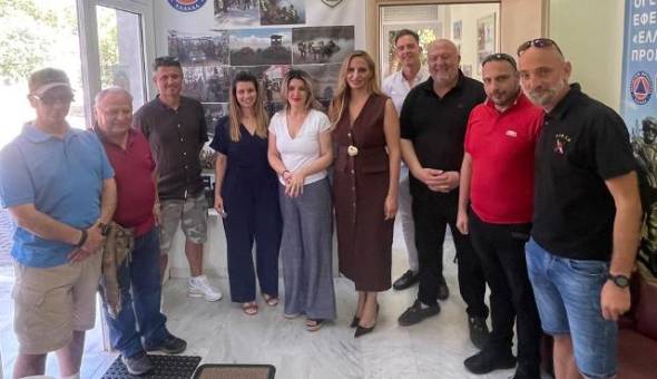 &Epsilon;&pi;ί&sigma;&kappa;&epsilon;&psi;&eta; &tau;&eta;&sigmaf; &Sigma;&upsilon;&nu;&tau;&omicron;&nu;ί&sigma;&tau;&rho;&iota;&alpha;&sigmaf; &tau;&omicron;&upsilon; &Gamma;&rho;&alpha;&phi;&epsilon;ί&omicron;&upsilon; &tau;&omicron;&upsilon; &Pi;&rho;&omega;&theta;&upsilon;&pi;&omicron;&upsilon;&rho;&gamma;&omicron;ύ &sigma;&tau;&eta; &Beta;ό&rho;&epsilon;&iota;&alpha; &Epsilon;&lambda;&lambda;ά&delta;&alpha; &kappa;&alpha;&iota; &tau;&eta;&sigmaf; &Gamma;&rho;&alpha;&mu;&mu;&alpha;&tau;&epsilon;ί&alpha;&sigmaf; &Epsilon;&theta;&epsilon;&lambda;&omicron;&nu;&tau;&iota;&sigma;&mu;&omicron;ύ &tau;&eta;&sigmaf; &Nu;έ&alpha;&sigmaf; &Delta;&eta;&mu;&omicron;&kappa;&rho;&alpha;&tau;ί&alpha;&sigmaf; &sigma;&tau;&eta;&nu; &Eta;&mu;&alpha;&theta;ί&alpha;